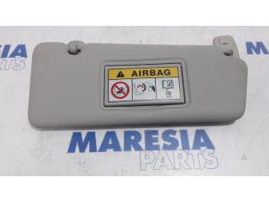 Used Sun visor Renault Clio IV (5R) 0.9 Energy TCE 90 12V Price € 25,00 Margin scheme offered by Maresia Parts