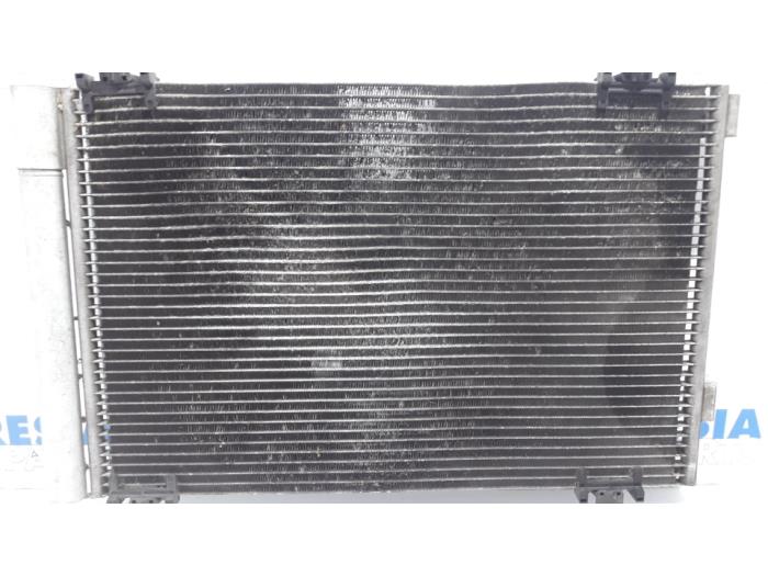 Air conditioning condenser from a Citroën Berlingo 1.6 Hdi 90 Phase 2 2012