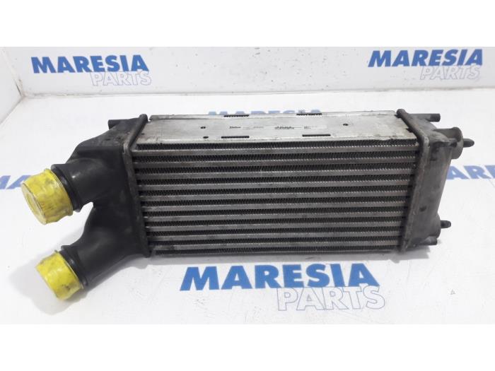 Usagé Intercooler Peugeot Partner Tepee (7A/B/C/D/E/F/G/J/P/S) 1.6 HDI 90 16V Phase 1 Prix € 25,00 Règlement à la marge proposé par Maresia Parts