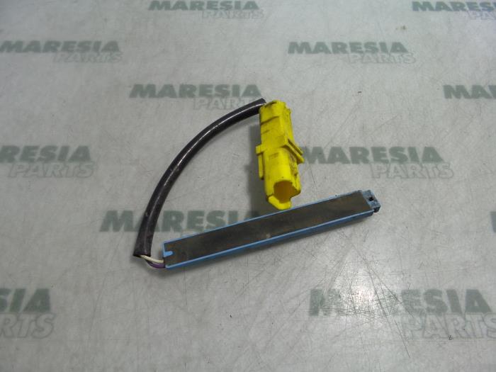 Begagnade Sensor (övriga) Peugeot 407 (6D) 2.0 HDiF 16V Pris € 40,00 Marginaltabell erbjuds av Maresia Parts