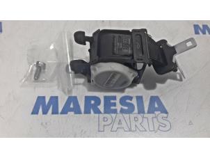 Used Rear seatbelt, centre Peugeot Partner Tepee (7A/B/C/D/E/F/G/J/P/S) 1.6 HDI 90 16V Phase 1 Price € 34,95 Margin scheme offered by Maresia Parts