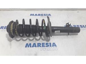 Used Front shock absorber rod, left Peugeot 207/207+ (WA/WC/WM) 1.6 HDi 16V Price € 30,00 Margin scheme offered by Maresia Parts