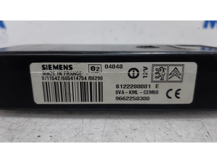 Ordinateur divers d'un Peugeot 207/207+ (WA/WC/WM) 1.6 HDi 16V 2006