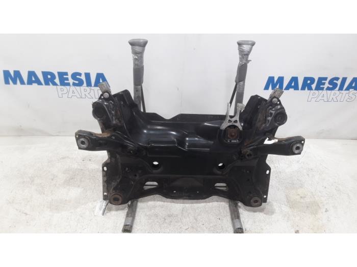 Used Subframe Citroen C5 III Berline (RD) 2.0 HDiF 16V 160 Price € 105,00 Margin scheme offered by Maresia Parts