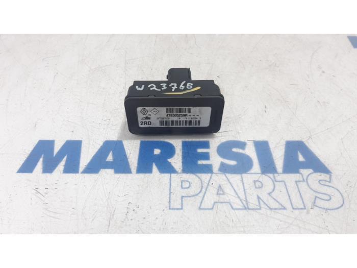 Used Esp computer Renault Megane III Grandtour (KZ) 1.5 dCi 110 Price € 19,50 Margin scheme offered by Maresia Parts