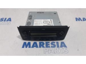 Used Radio CD player Fiat Punto Evo (199) 1.3 JTD Multijet 85 16V Euro 5 Price € 120,75 Margin scheme offered by Maresia Parts