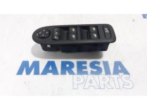 Used Multi-functional window switch Citroen C5 III Berline (RD) 2.0 HDiF 16V 160 Price € 50,00 Margin scheme offered by Maresia Parts