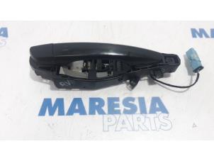 Used Front door handle 4-door, right Citroen C4 Picasso (3D/3E) 1.6 e-HDi 115 Price € 40,00 Margin scheme offered by Maresia Parts