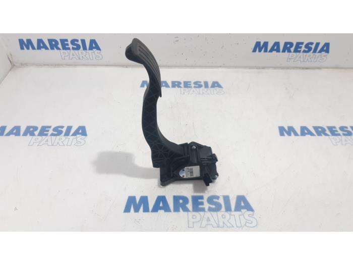 Gebrauchte Gaspedalposition Sensor Citroen C4 Picasso (3D/3E) 1.6 e-HDi 115 Preis € 30,00 Margenregelung angeboten von Maresia Parts