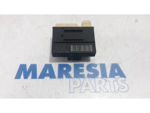 Usagé Relais Citroen C4 Picasso (3D/3E) 1.6 e-HDi 115 Prix € 20,00 Règlement à la marge proposé par Maresia Parts