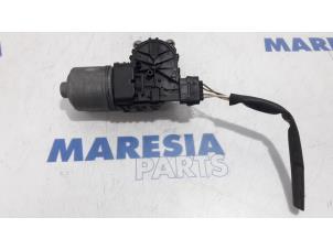 Used Front wiper motor Peugeot 207/207+ (WA/WC/WM) 1.6 HDi 16V Price € 24,99 Margin scheme offered by Maresia Parts