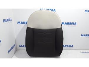 Usagé Revêtement siège gauche Fiat 500 (312) 1.2 69 Prix € 105,00 Règlement à la marge proposé par Maresia Parts