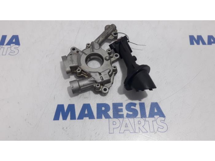Gebrauchte Ölpumpe Fiat Panda (312) 0.9 TwinAir Turbo 85 Preis € 50,00 Margenregelung angeboten von Maresia Parts