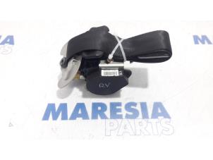 Used Front seatbelt, right Renault Laguna III Estate (KT) 2.0 dCi 16V 150 Price € 80,00 Margin scheme offered by Maresia Parts