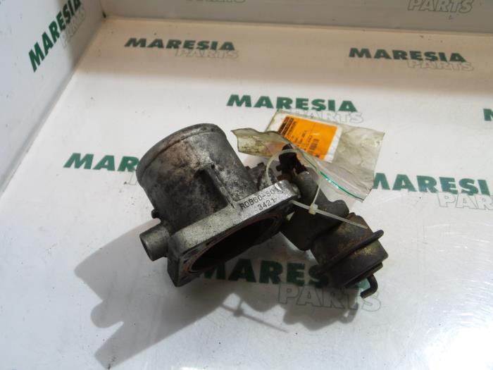 Usagé Boitier papillon Renault Espace (JK) 3.0 dCi V6 24V Prix € 105,00 Règlement à la marge proposé par Maresia Parts