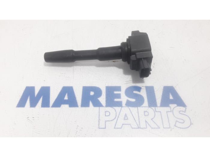 Begagnade Tändspole Renault Clio IV (5R) 0.9 Energy TCE 90 12V Pris € 10,00 Marginaltabell erbjuds av Maresia Parts