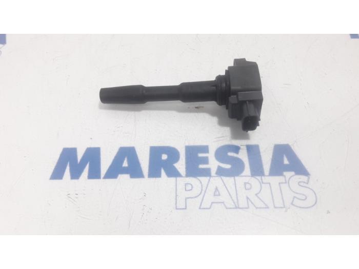 Begagnade Tändspole Renault Clio IV (5R) 0.9 Energy TCE 90 12V Pris € 10,00 Marginaltabell erbjuds av Maresia Parts