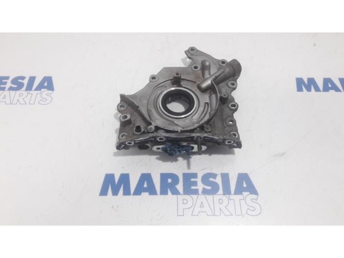 Gebrauchte Ölpumpe Peugeot Partner Tepee (7A/B/C/D/E/F/G/J/P/S) 1.6 HDI 90 Preis € 50,00 Margenregelung angeboten von Maresia Parts