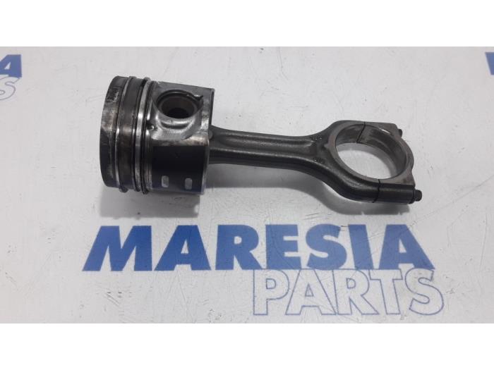 Gebrauchte Kolben Peugeot Partner Tepee (7A/B/C/D/E/F/G/J/P/S) 1.6 HDI 90 Preis € 60,00 Margenregelung angeboten von Maresia Parts