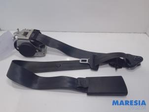 Used Front seatbelt, left Renault Clio IV (5R) 0.9 Energy TCE 90 12V Price € 105,00 Margin scheme offered by Maresia Parts