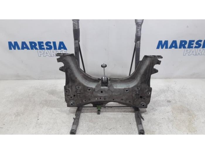 Usados Subchasis Renault Clio IV (5R) 0.9 Energy TCE 90 12V Precio € 105,00 Norma de margen ofrecido por Maresia Parts