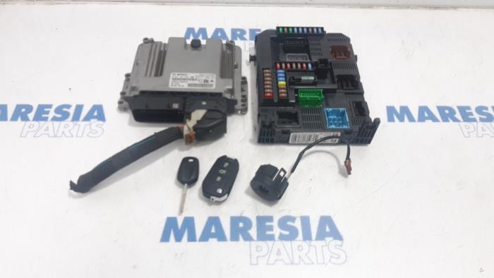Used Engine management computer Peugeot 308 SW (L4/L9/LC/LJ/LR) 1.6 BlueHDi 120 Price € 341,25 Margin scheme offered by Maresia Parts