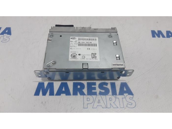 Używane Radio Peugeot 308 SW (L4/L9/LC/LJ/LR) 1.6 BlueHDi 120 Cena € 262,50 Procedura marży oferowane przez Maresia Parts