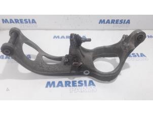 Used Front wishbone, left Citroen C5 III Berline (RD) 2.0 HDiF 16V 160 Price € 75,00 Margin scheme offered by Maresia Parts