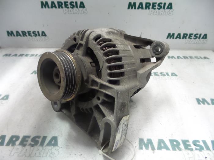 Begagnade Dynamo Fiat Punto I (176) 60 1.2 i.e. Selecta Pris € 35,00 Marginaltabell erbjuds av Maresia Parts