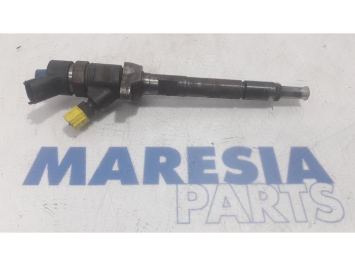 Usagé Injecteurs Peugeot 207/207+ (WA/WC/WM) 1.6 HDi 16V Prix € 105,00 Règlement à la marge proposé par Maresia Parts