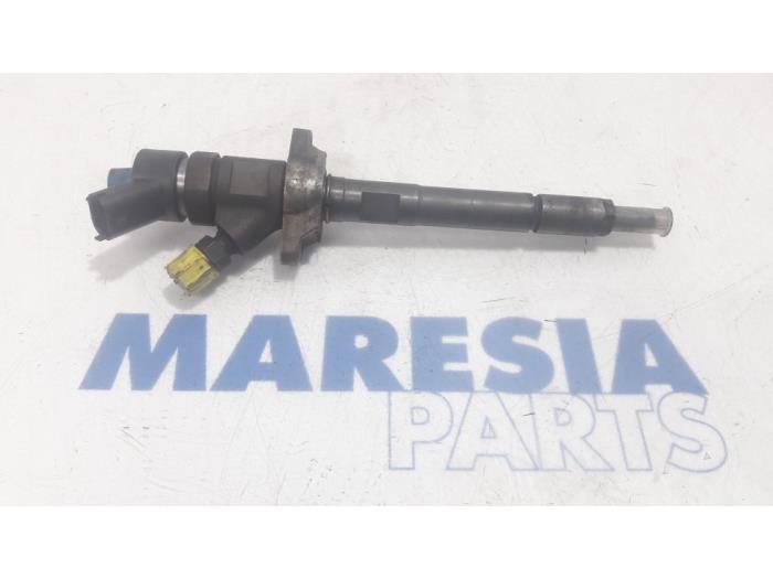 Usagé Injecteurs Peugeot 207/207+ (WA/WC/WM) 1.6 HDi 16V Prix € 105,00 Règlement à la marge proposé par Maresia Parts