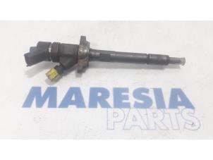 Używane Wtryskiwacz (Diesel) Peugeot 207/207+ (WA/WC/WM) 1.6 HDi 16V Cena € 105,00 Procedura marży oferowane przez Maresia Parts