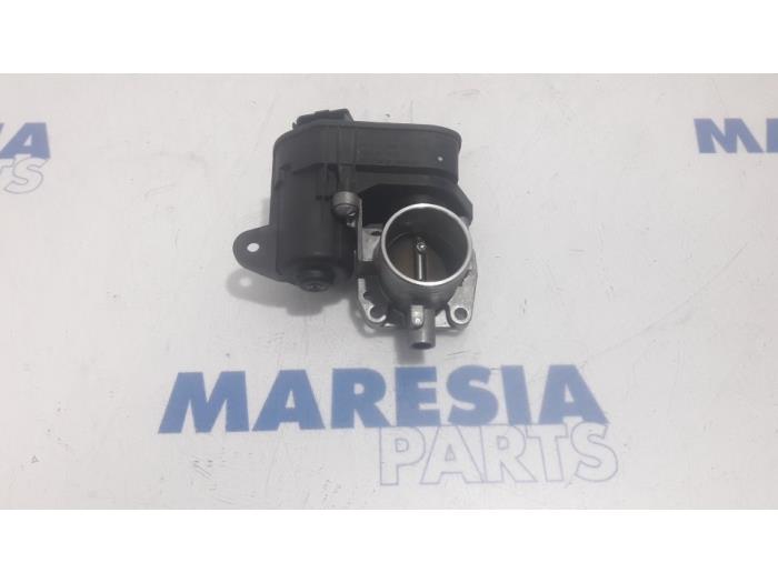 Gebrauchte Drosselklappengehäuse Peugeot 208 I (CA/CC/CK/CL) 1.0 Vti 12V PureTech Preis € 34,99 Margenregelung angeboten von Maresia Parts