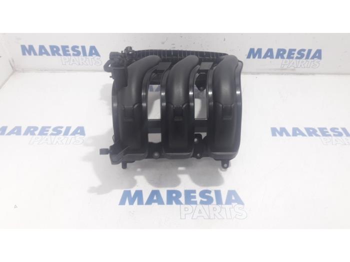 Begagnade Insugsrör Peugeot 208 I (CA/CC/CK/CL) 1.0 Vti 12V PureTech Pris € 90,00 Marginaltabell erbjuds av Maresia Parts
