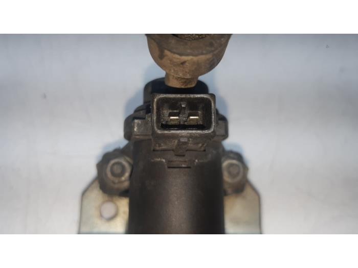 Front Windscreen Washer Pump – Fits Talbot Express, Fiat Ducato, Peugeot J5, Citroen C25 – New, 5881560