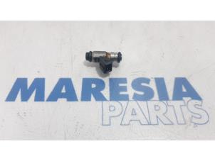 Usagé Injecteur (injection essence) Fiat 500 (312) 1.2 69 Prix € 35,00 Règlement à la marge proposé par Maresia Parts