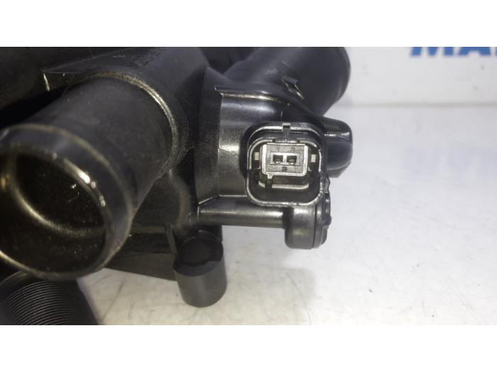 Thermostat housing Citroen DS3 1.6 16V VTS THP 155 9810916880 5F02