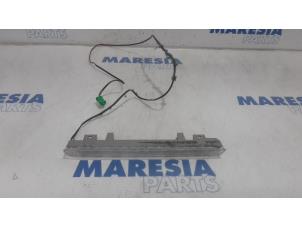 Used Third brake light Peugeot 508 (8D) 1.6 THP 16V Price € 35,00 Margin scheme offered by Maresia Parts