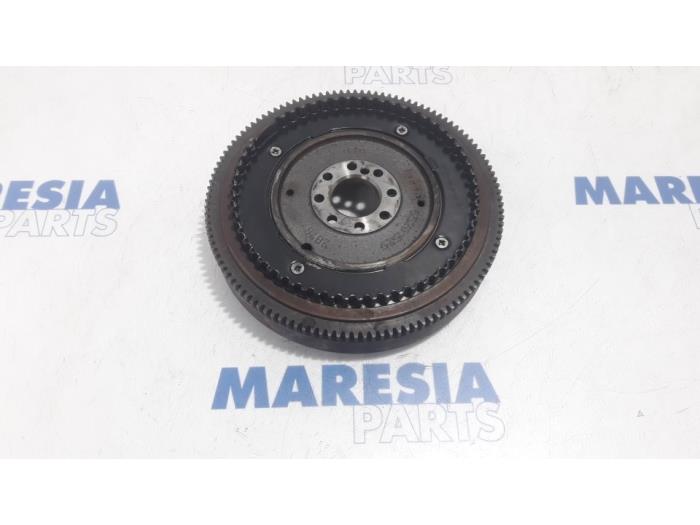 Used Flywheel Fiat Doblo Cargo (263) 1.3 MJ 16V DPF Euro 5 Price € 75,00 Margin scheme offered by Maresia Parts
