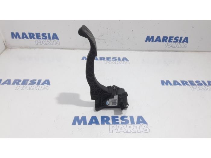 Begagnade Gaspedalsensor Citroen Jumpy 2.0 Blue HDI 120 Pris € 22,99 Inklusive moms erbjuds av Maresia Parts