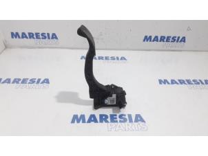 Used Throttle pedal position sensor Citroen Jumpy 2.0 Blue HDI 120 Price € 22,99 Inclusive VAT offered by Maresia Parts