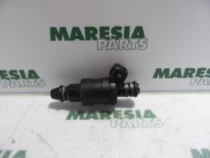 Used Injector (petrol injection) Lancia Delta (836) 1.8 i.e. Price € 35,00 Margin scheme offered by Maresia Parts