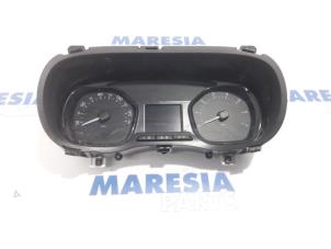 Gebrauchte Instrumentenbrett Citroen Jumpy 2.0 Blue HDI 120 Preis € 193,60 Mit Mehrwertsteuer angeboten von Maresia Parts