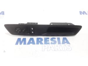 Used Multi-functional window switch Citroen Jumpy 2.0 Blue HDI 120 Price € 72,60 Inclusive VAT offered by Maresia Parts