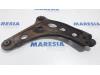 Front lower wishbone, left from a Renault Trafic New (FL), 2001 / 2014 2.0 dCi 16V 115, Delivery, Diesel, 1,995cc, 84kW (114pk), FWD, M9R780; M9R782; M9R692; M9RF6; M9R786, 2006-08 / 2014-06 2008
