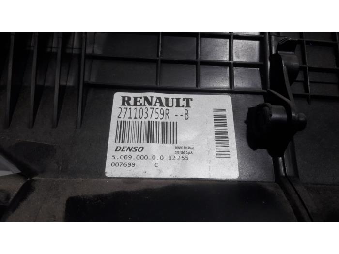 Heizgehäuse van een Renault Master IV (FV) 2.3 dCi 145 16V FWD 2012
