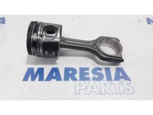 Used Piston Peugeot 308 SW (L4/L9/LC/LJ/LR) 1.6 BlueHDi 120 Price € 70,00 Margin scheme offered by Maresia Parts