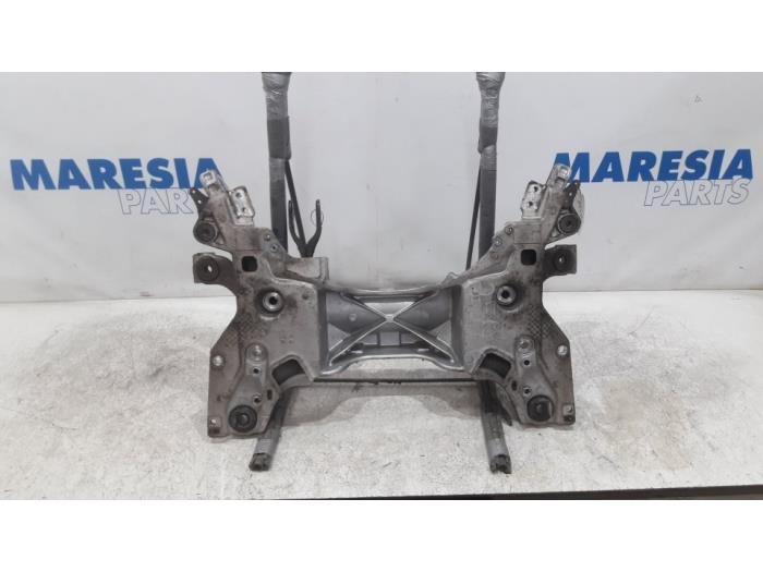 Usagé Faux châssis Citroen C5 III Berline (RD) 2.0 16V Prix € 75,00 Règlement à la marge proposé par Maresia Parts