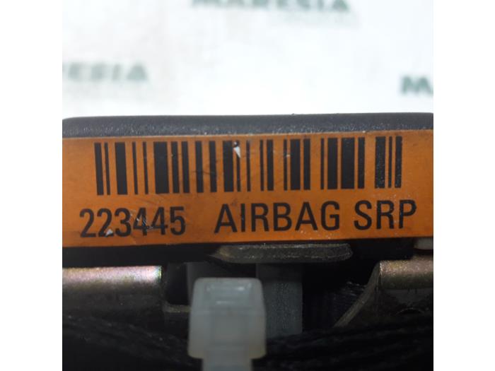 Front seatbelt, right from a Renault Kangoo (KC) 1.5 dCi 80 2005