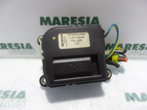 Used Heater valve motor Renault Kangoo (KC) 1.5 dCi 80 Price € 25,00 Margin scheme offered by Maresia Parts